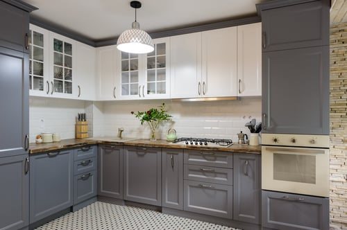 Lacquer vs. Paint for Kitchen Cabinets: Which Finish Is Right for You?